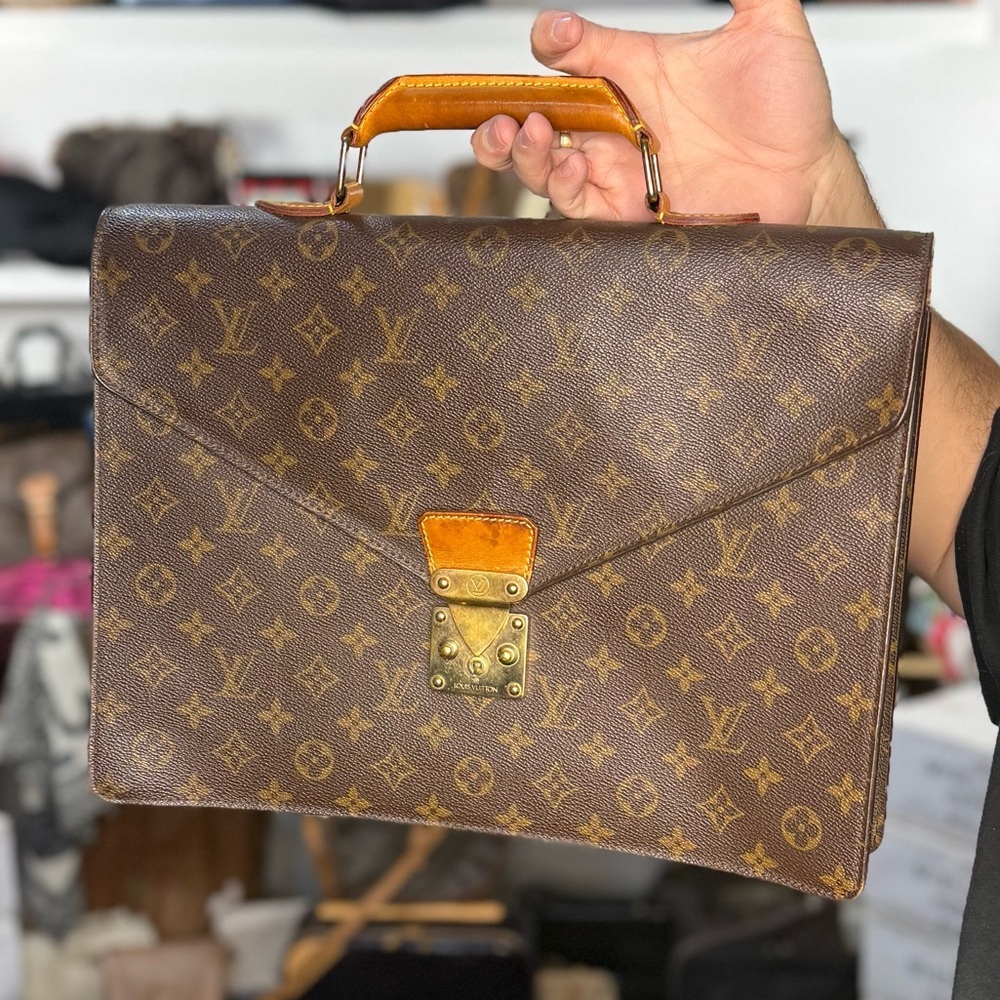 LV TOP HANDLE PORTFOLIO